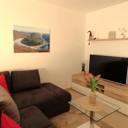 Ferienwohnung Am Wolfsweg Merzig Exteriör bild
